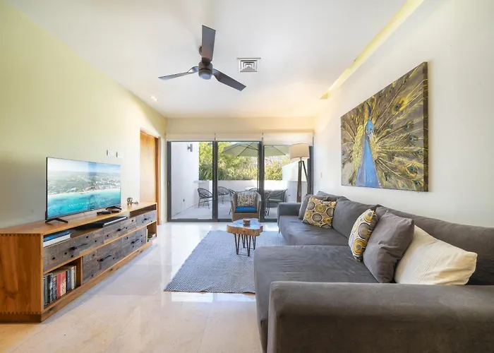Terrazas 38th St - 2BR w Private Jacuzzi Playa del Carmen