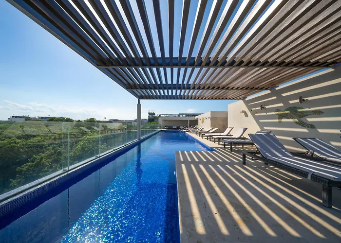 Terrazas 38th St - 2BR w Private Jacuzzi * Playa del Carmen