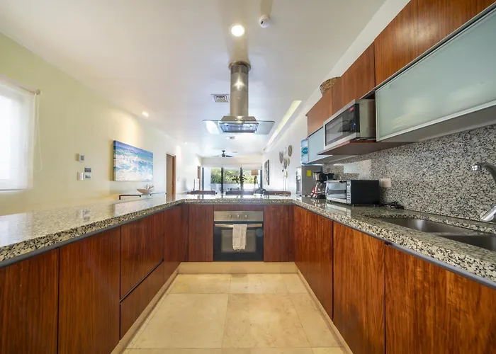 Terrazas 38th St - 2BR w Private Jacuzzi Apartament *