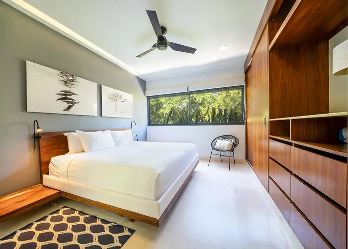 Terrazas 38th St - 2BR w Private Jacuzzi Apartament *